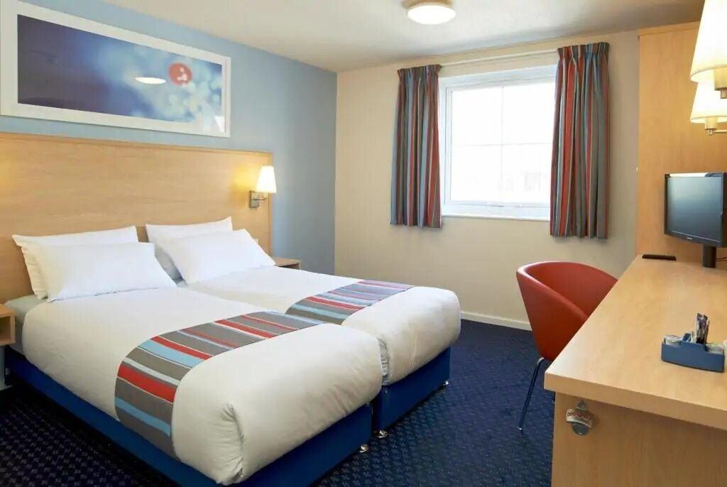 Travelodge Battersea London Exteriör bild