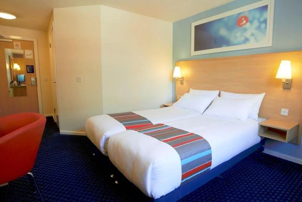 Travelodge Battersea London Exteriör bild